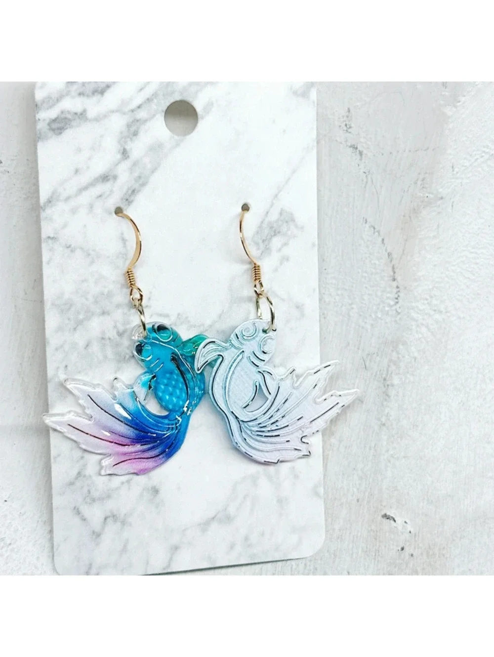 5335mc. Plastic Fish Earrings Teal